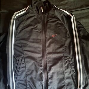 Nike men’s tracksuit style with stripes swoosh logo vintage size M